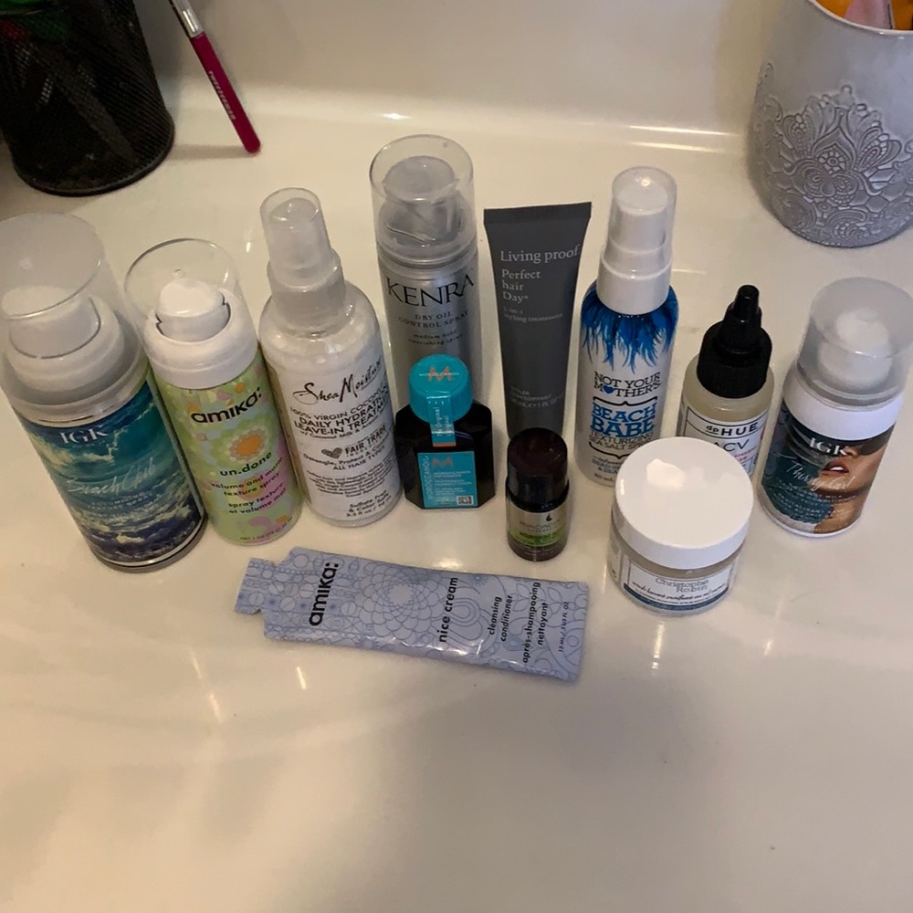Random assortment of hair stuff